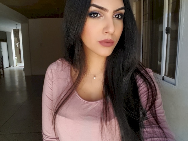 Femme adultère recherche un amant sur le 94
