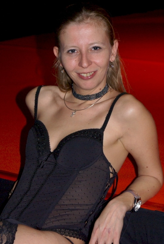 Pour un étalon chaud qui cherche un plan baise infidèle en soirée